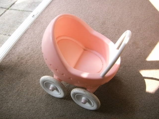 little tikes dolls pram